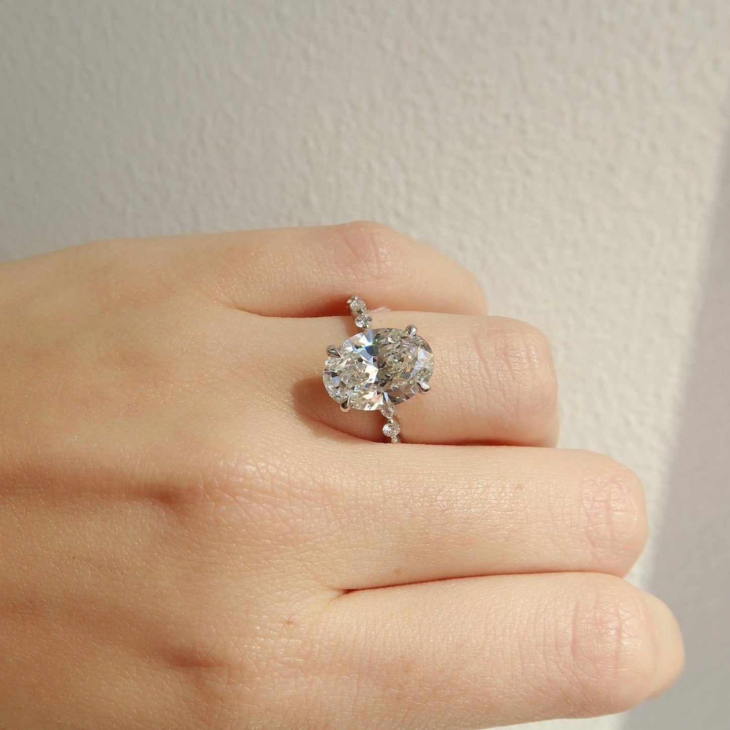 14K White Gold Oval Cut Diamond Pavé Engagement Ring - Ryan Diamonds Inc.