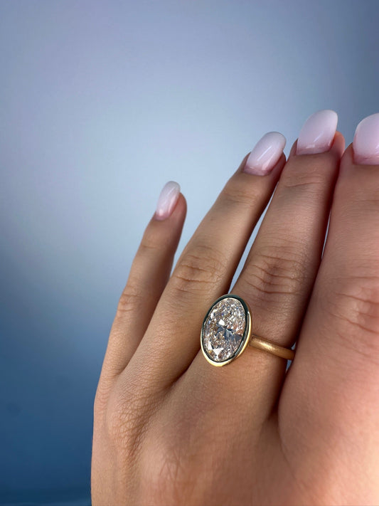 14k Gold Oval Bezel Diamond Ring - Ryan Diamonds LA