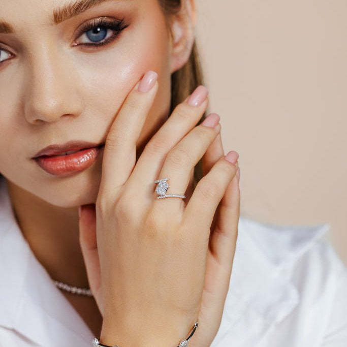 18K Diamond Oval Ring - Ryan Diamonds LA